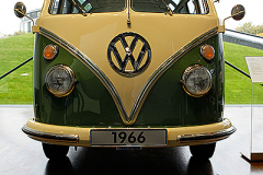 2011_deutschland_wolfsburg_vw_bulli_t1_samba_21_fenster_1966_ehrentraut_dirk