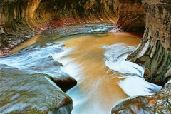 2006_zion_subway_2