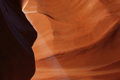 2007_arizona_antelope_canyon_little_beam